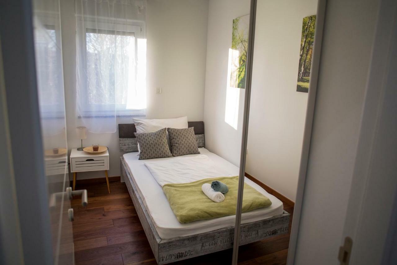 Apartment'S Tea & Nevio Split Exterior photo