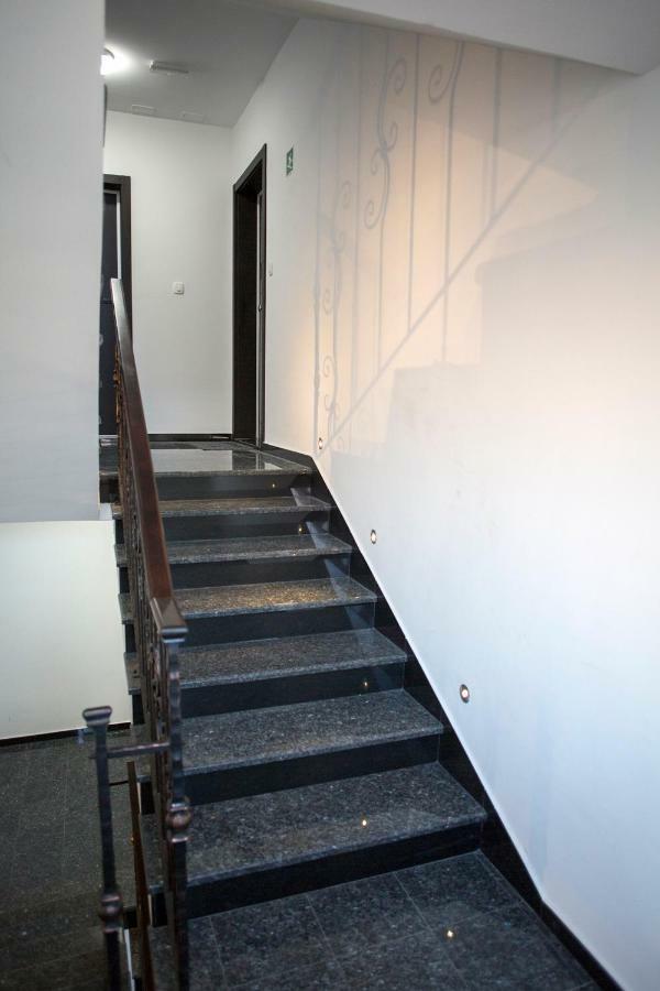 Apartment'S Tea & Nevio Split Exterior photo