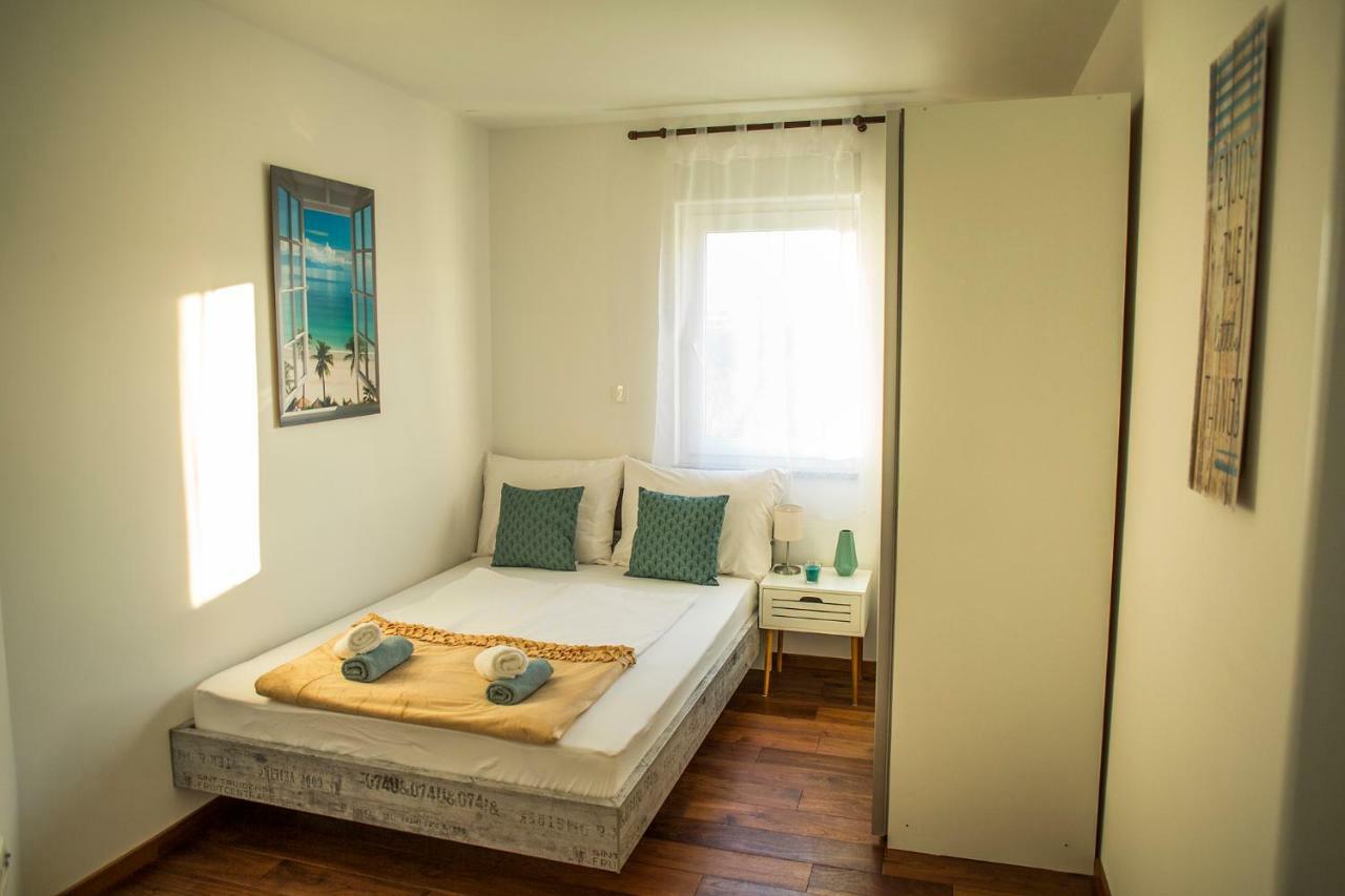 Apartment'S Tea & Nevio Split Exterior photo