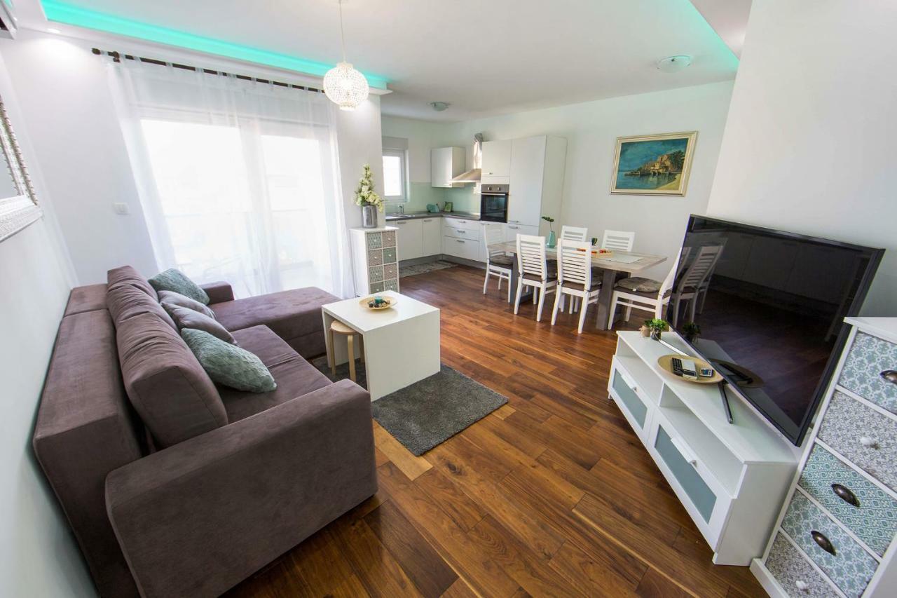 Apartment'S Tea & Nevio Split Exterior photo