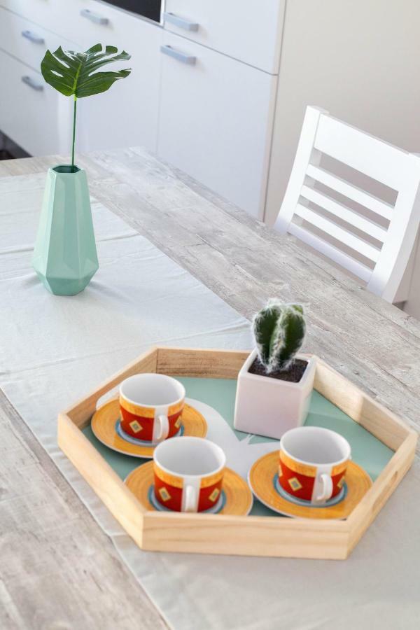Apartment'S Tea & Nevio Split Exterior photo