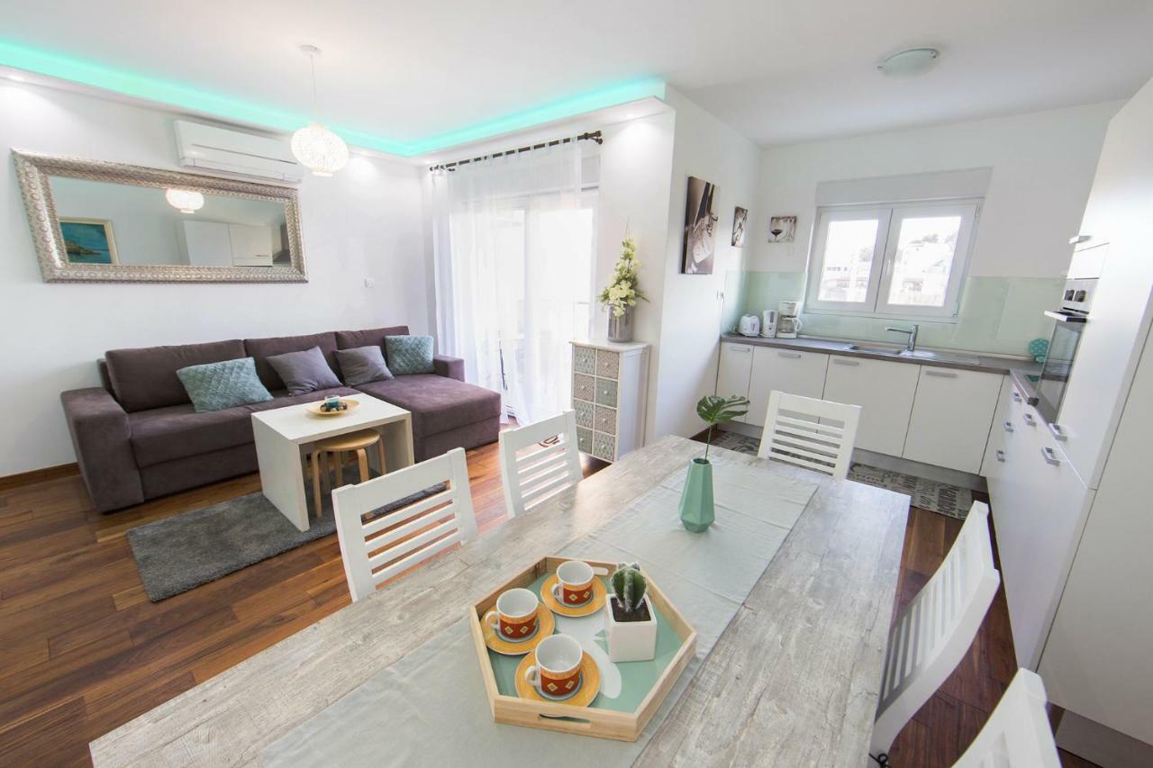 Apartment'S Tea & Nevio Split Exterior photo
