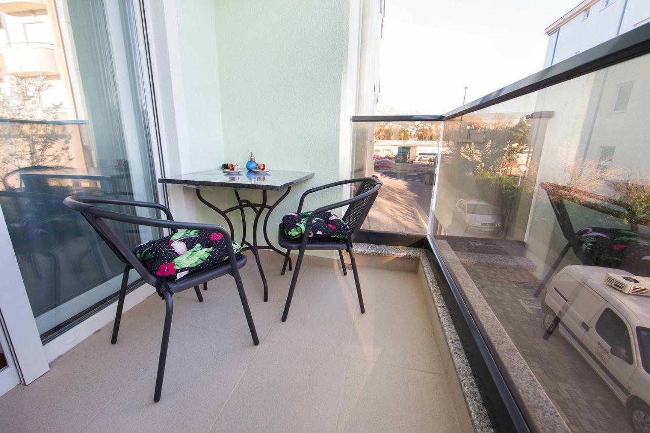 Apartment'S Tea & Nevio Split Exterior photo